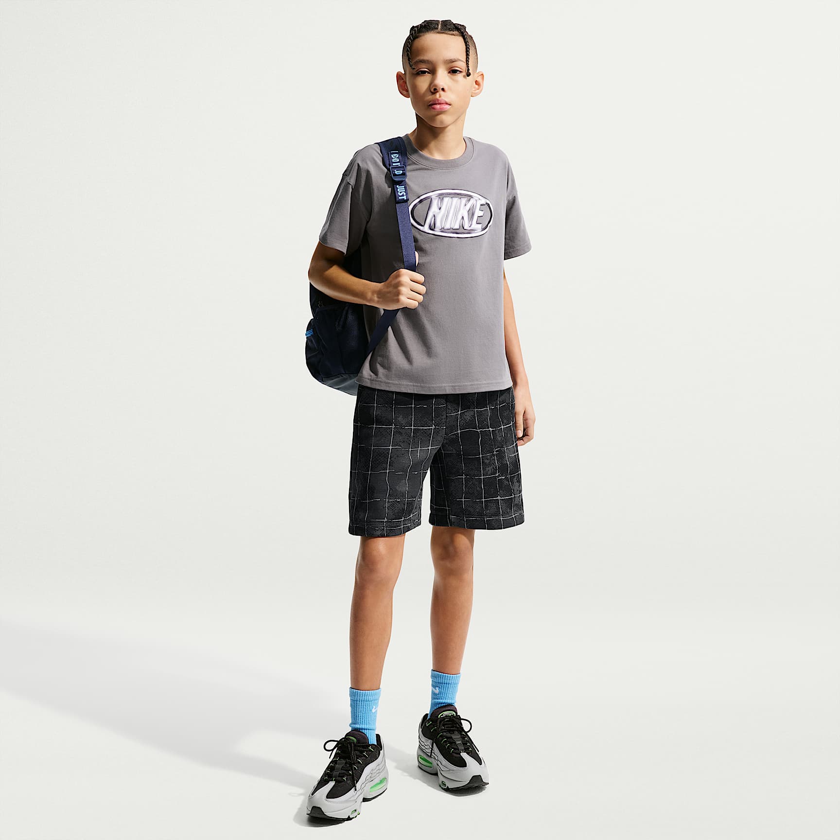 Nike Sportswear Tech Fleece Older Kids' (Boys') Shorts. Nike IL